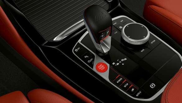  8-stopniowa skrzynia Steptronic z Drivelogic. 